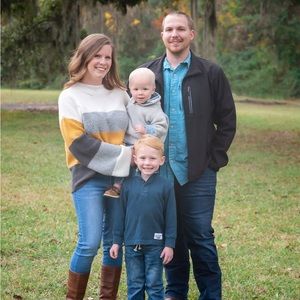 Meet your Posher, Casey